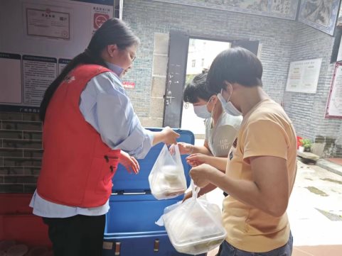 品味“食”光，均禾街举办长者饭堂试餐体验活动